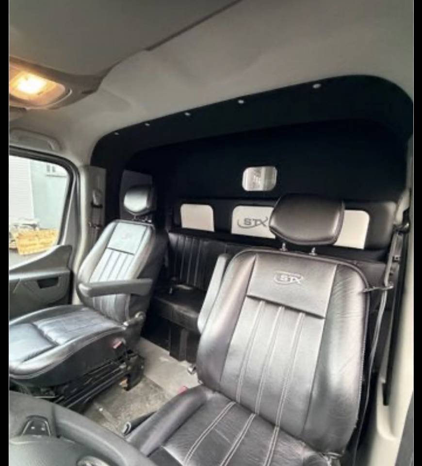 Achat ou location camion chevaux 2 places 