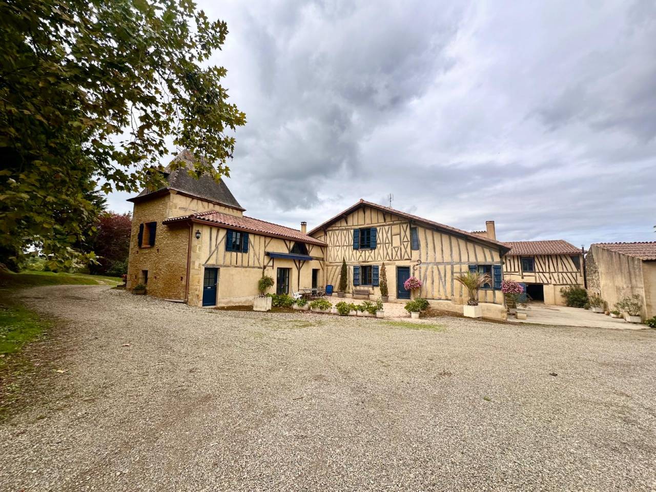 Propri&eacute;t&eacute; &eacute;questre & d&rsquo;h&eacute;bergement d&rsquo;exception - Gers