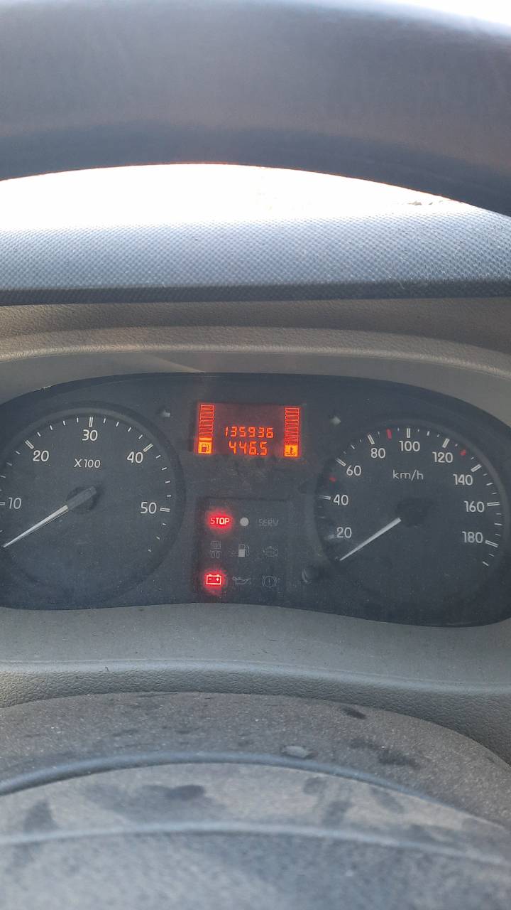 Master MTM - 2 chx  5 pl - 3l -2006 - 136 000 km - TBEG