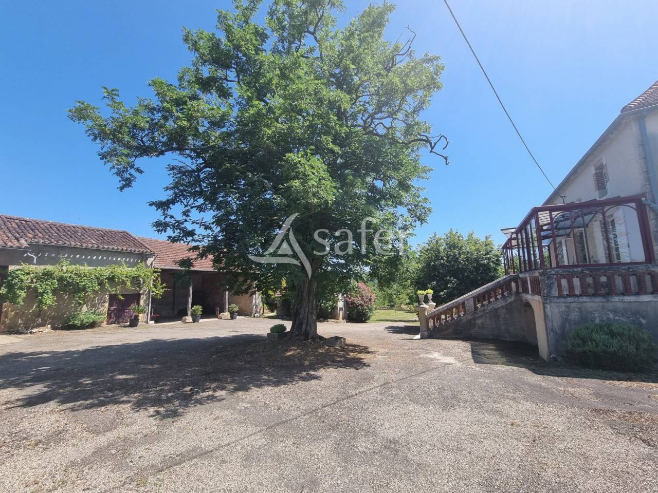 Propri&eacute;t&eacute; dans la Vall&eacute;e du Lot, en zone AOC Cahors