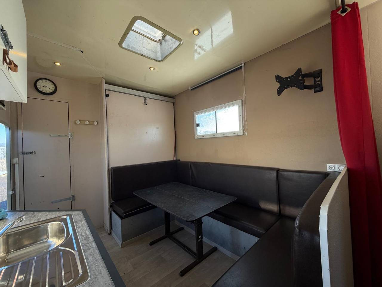 SEMI-REMORQUE 10P-APPARTEMENT 6P- DAF XF 480