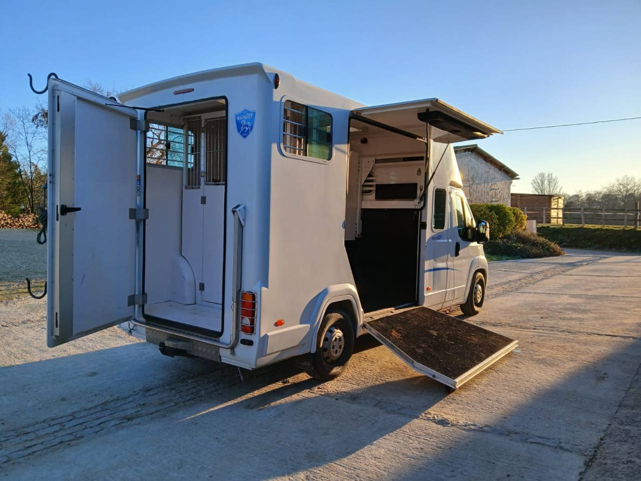 Vends camion VL Fiat Ducato excellent &eacute;tat / 180Ch 