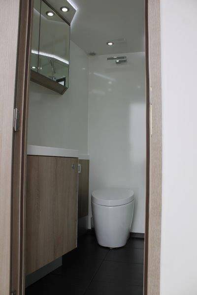 MERCEDES-BENZ ACTROS 2651 EQUIX POP OUT & PUSH-UP