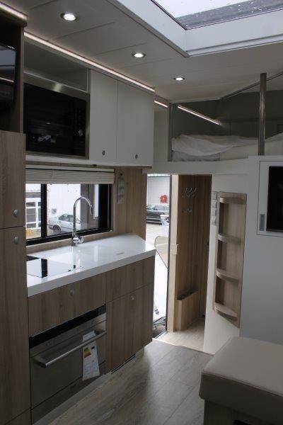 MERCEDES-BENZ ACTROS 2651 EQUIX POP OUT & PUSH-UP