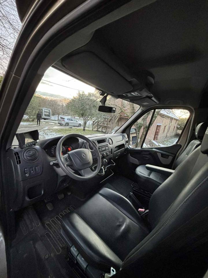 RENAULT THEAULT VEHICULE 2 CHEVAUX