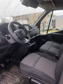 Camion VL Chevaux Renault Master 2021