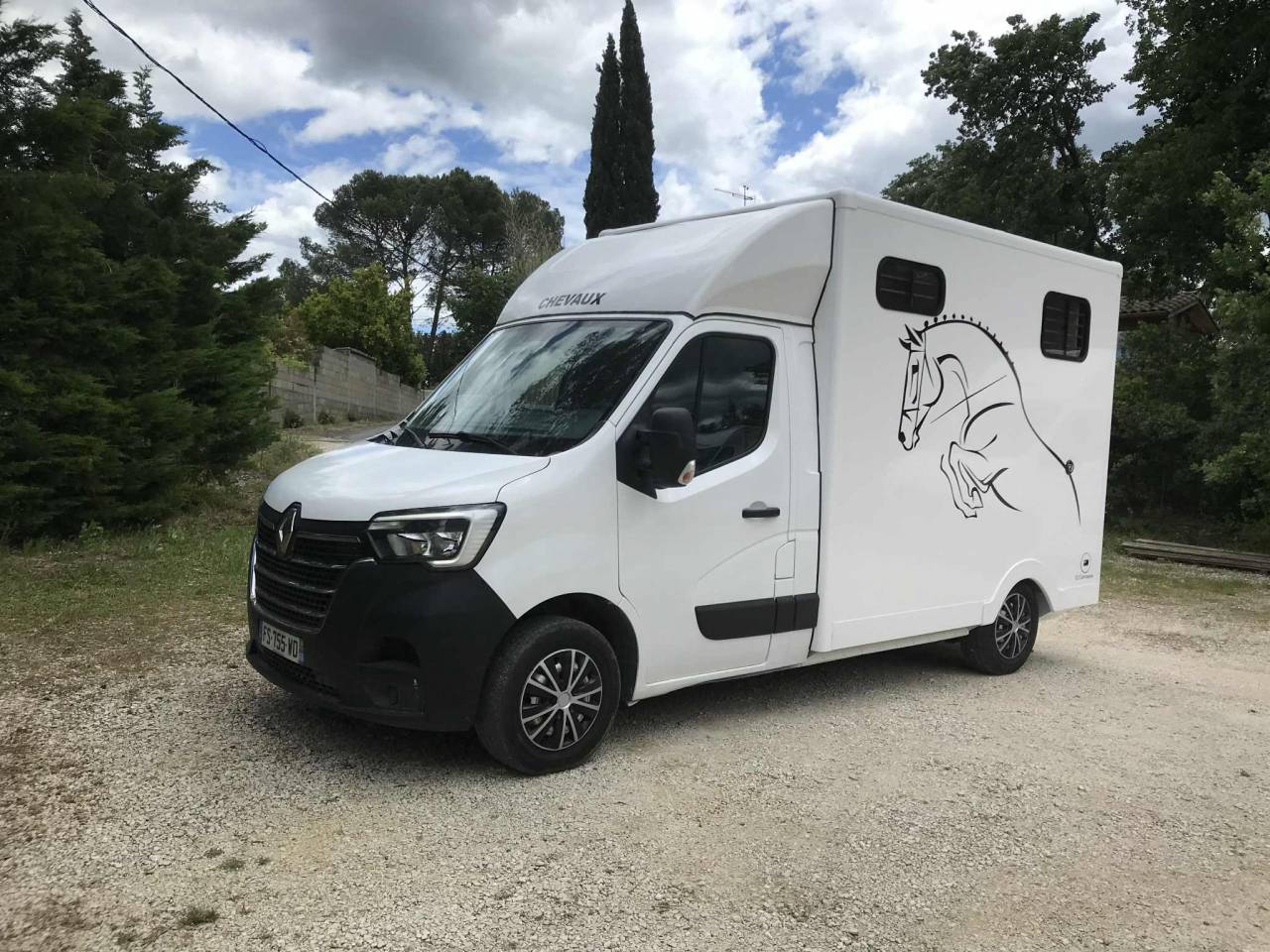 Renault master carrosserie neuve 10/2021 80 000 kms