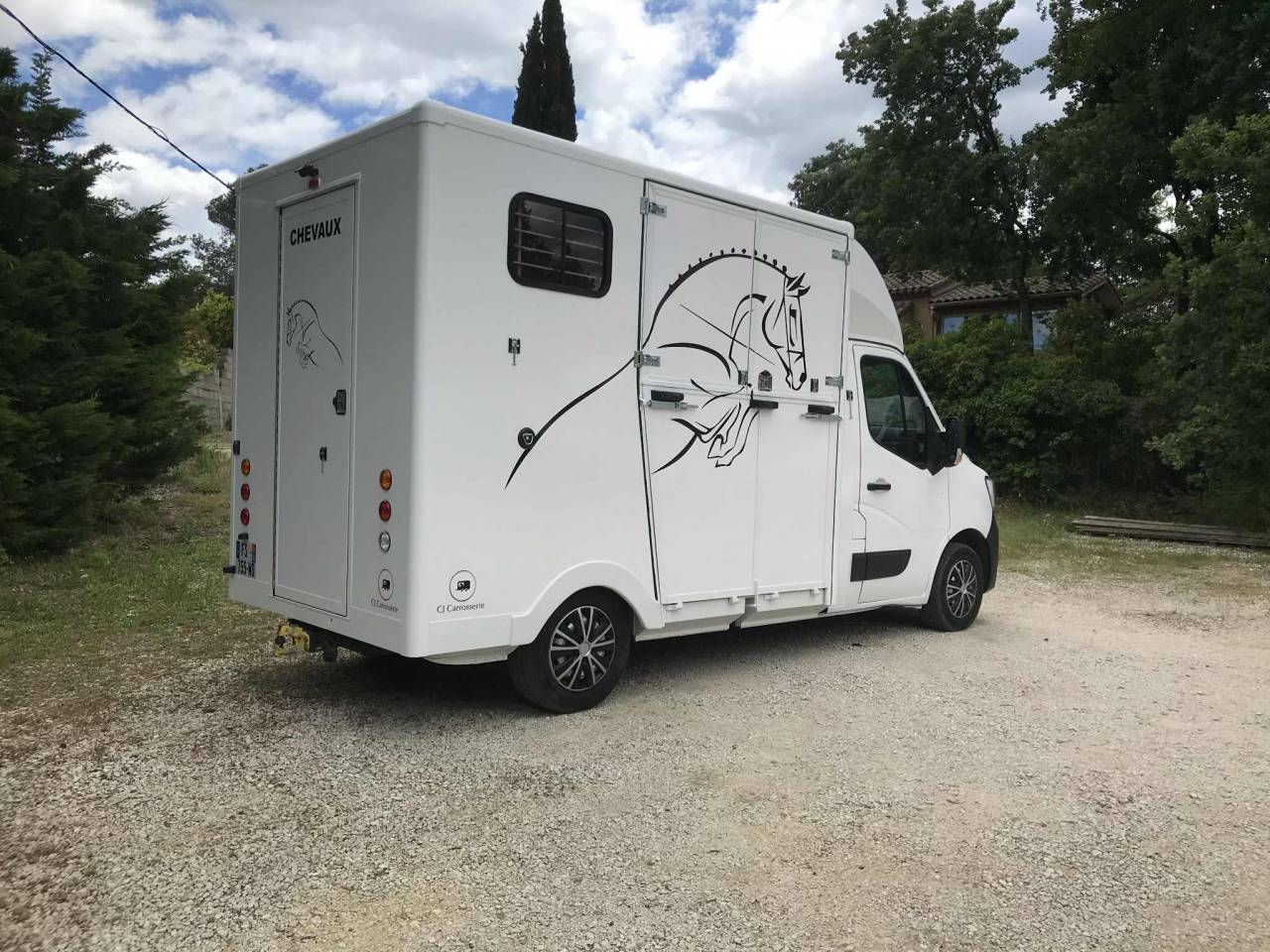 Renault master carrosserie neuve 10/2021 80 000 kms