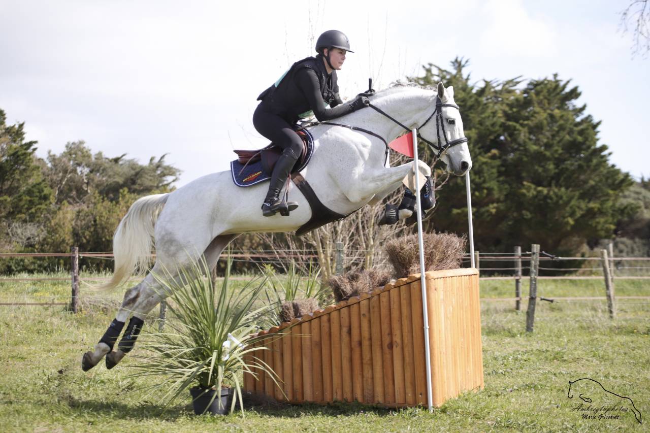 &Agrave; vendre id&eacute;al juniors 