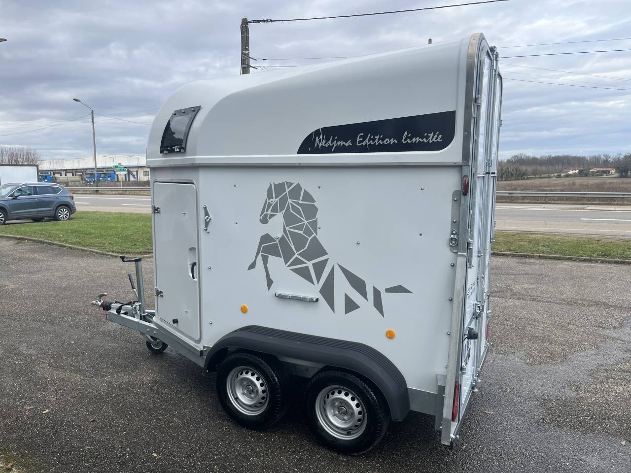 Van St George by Fautras NUNO 1,5 place