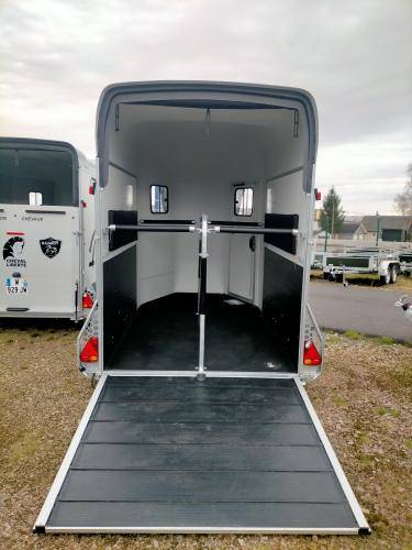 Van cheval libert&eacute; 