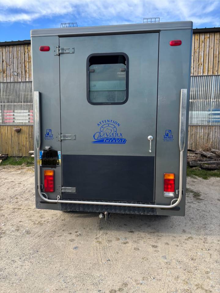 Camion VL Theault 2002