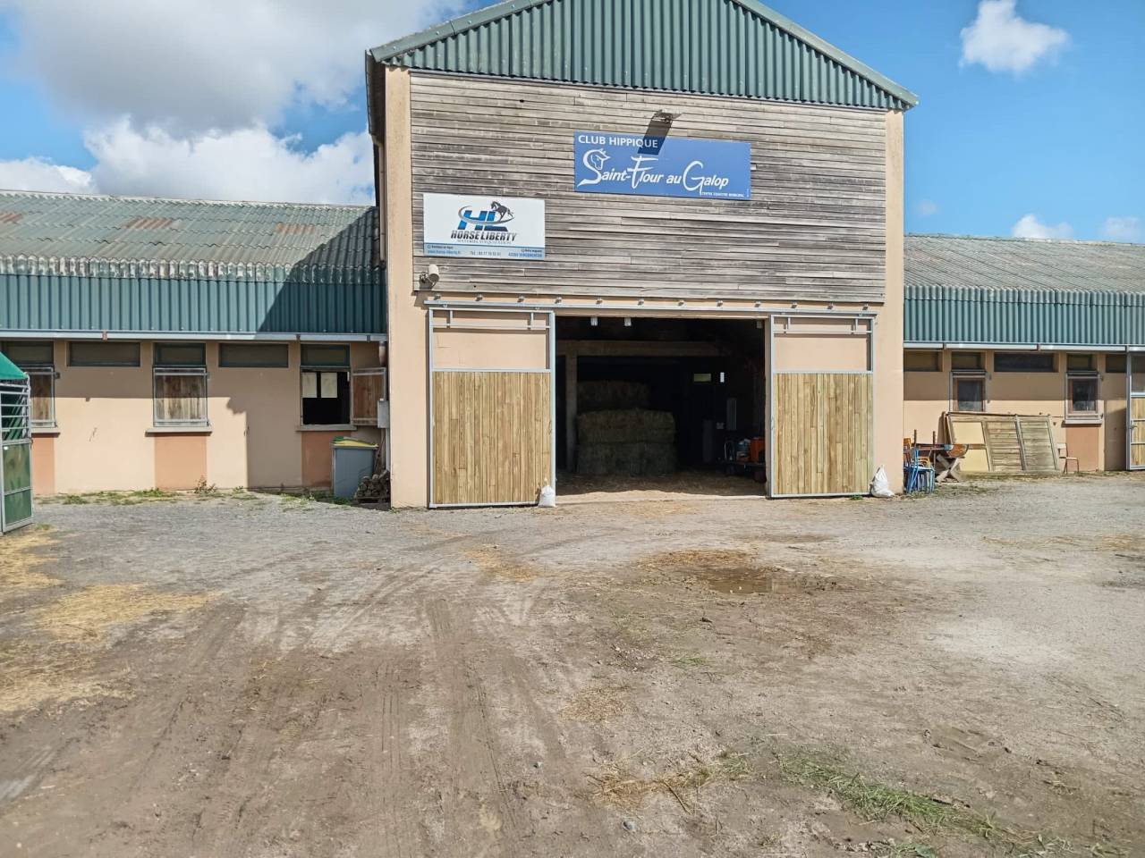 ? Pension chevaux &ndash; places box disponibles