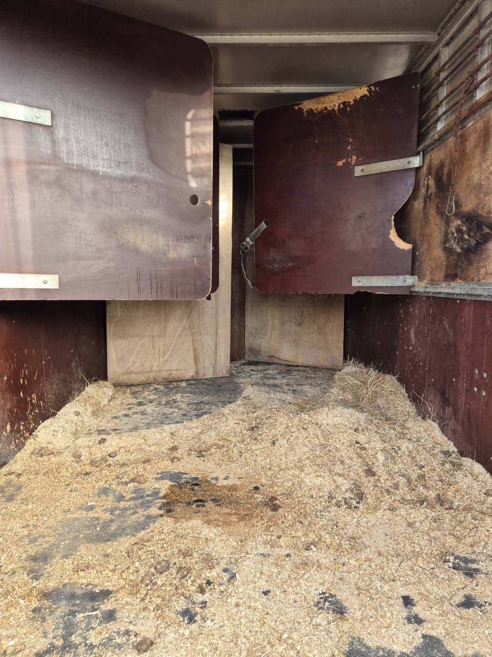 Camion Poids Lourds exempt&eacute; de contr&ocirc;le technique 