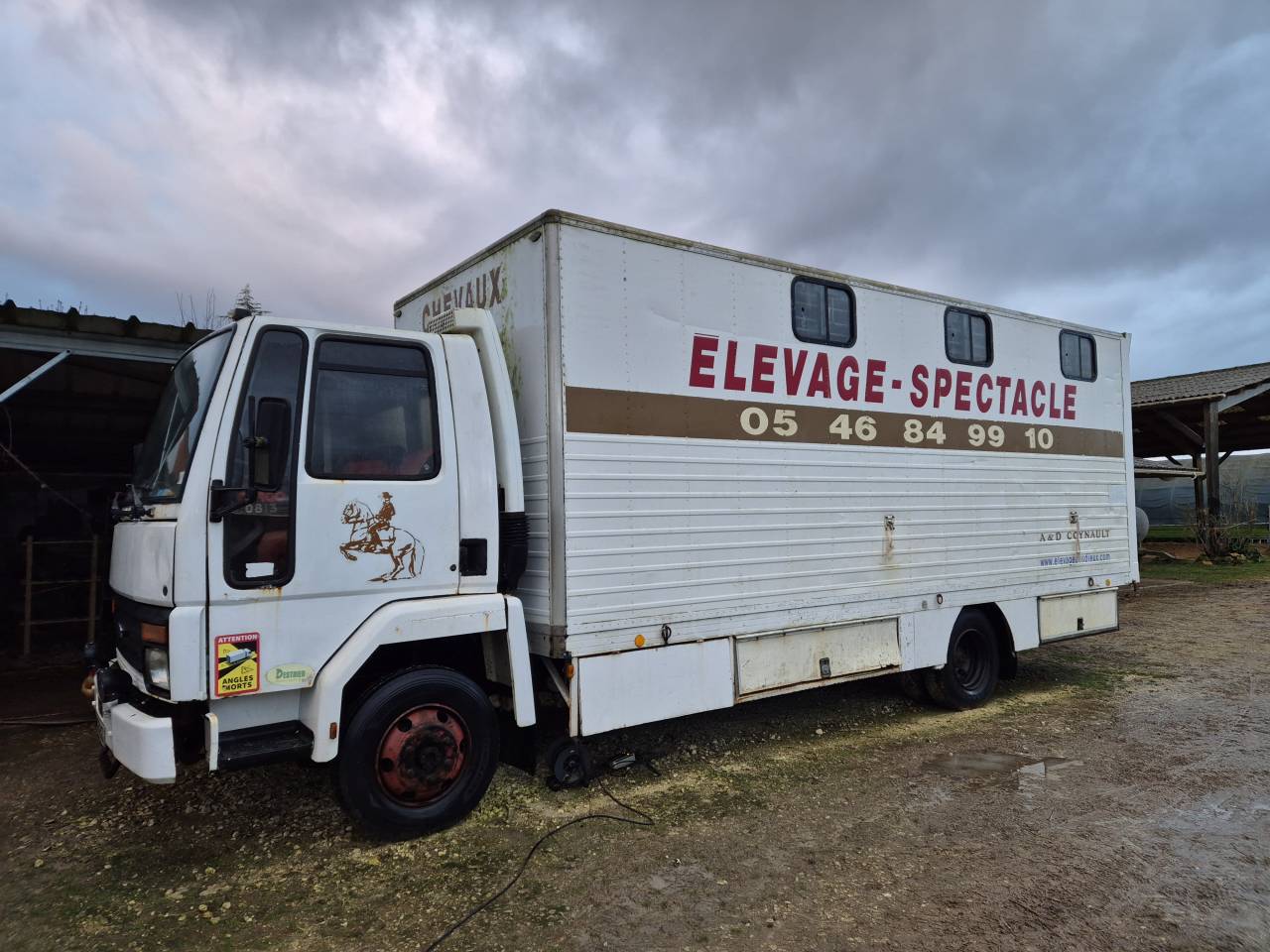 Camion Poids Lourds exempt&eacute; de contr&ocirc;le technique 