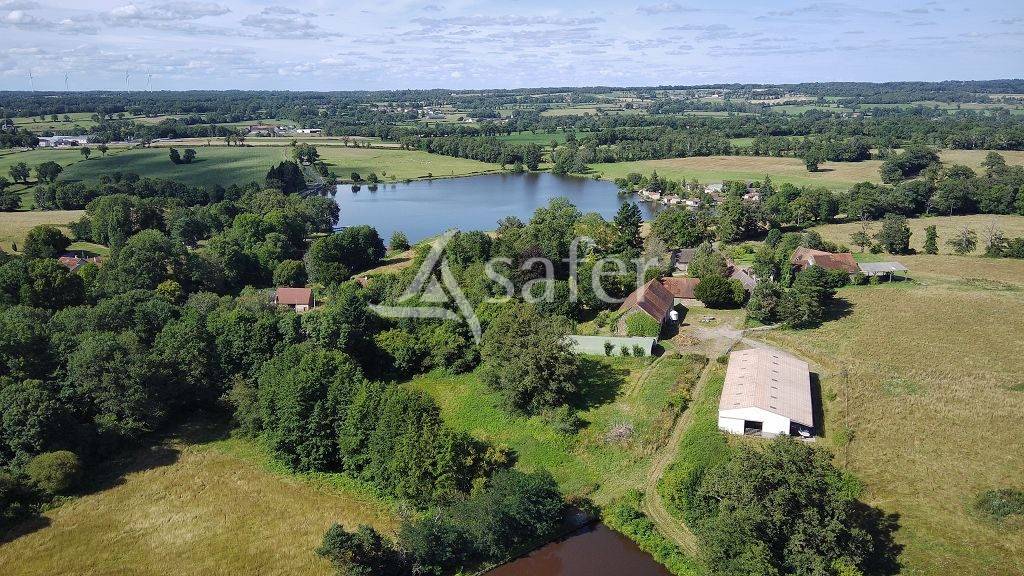 Propri&eacute;t&eacute; d'environ 12,20 ha tr&egrave;s bien structur&eacute;e