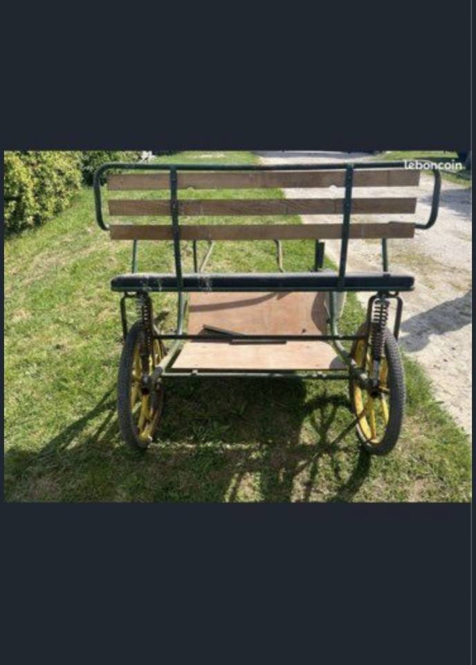 Sulky Voiture attelage poney petit cheval Cal&egrave;che carri