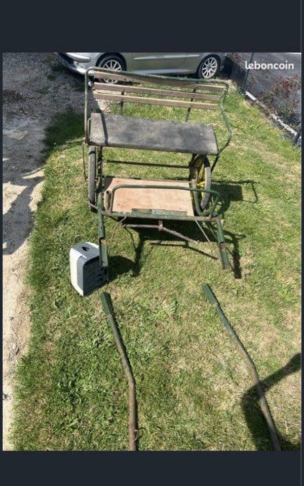 Sulky Voiture attelage poney petit cheval Cal&egrave;che carri