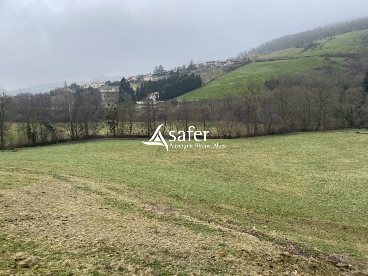 PROPRIETE AGRIOCLE A RENOVER - ST GENIS L'ARGENTIERE