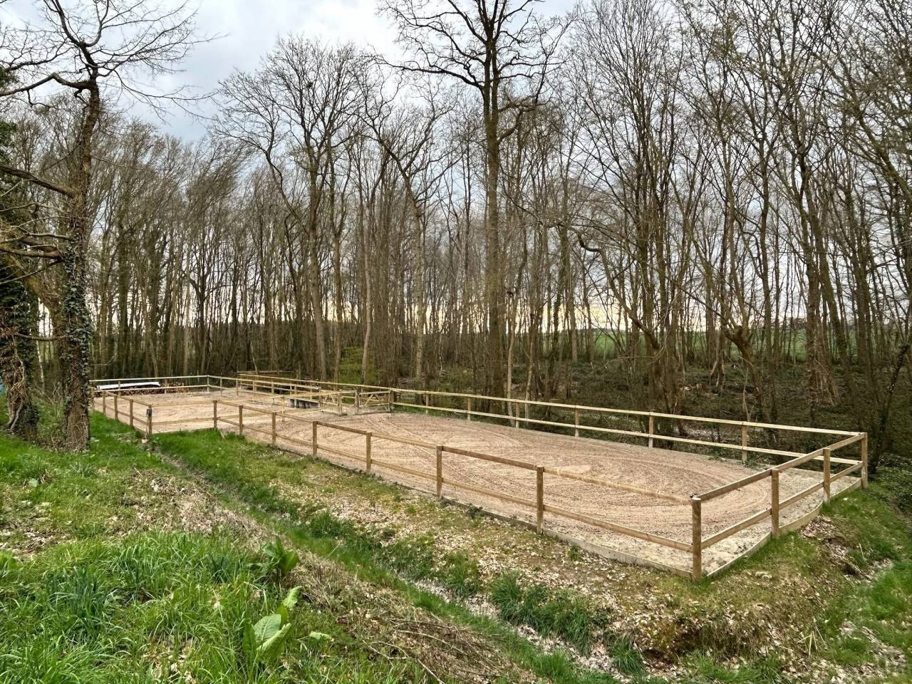 Boxes &agrave; louer &ndash; &Eacute;curie &agrave; 5 min de Houdan (78)