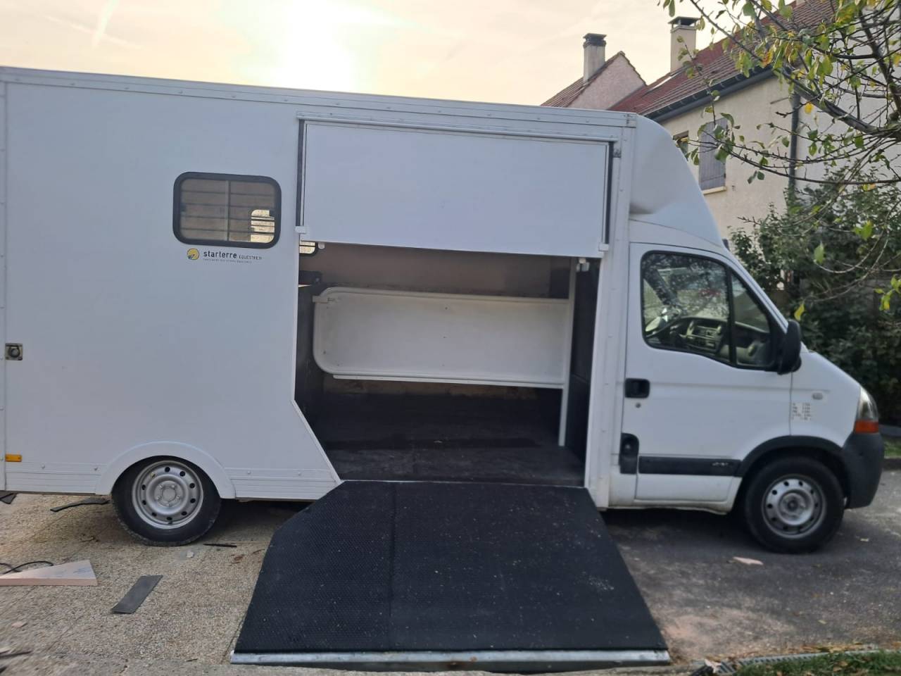 Camion 2 places- renault master