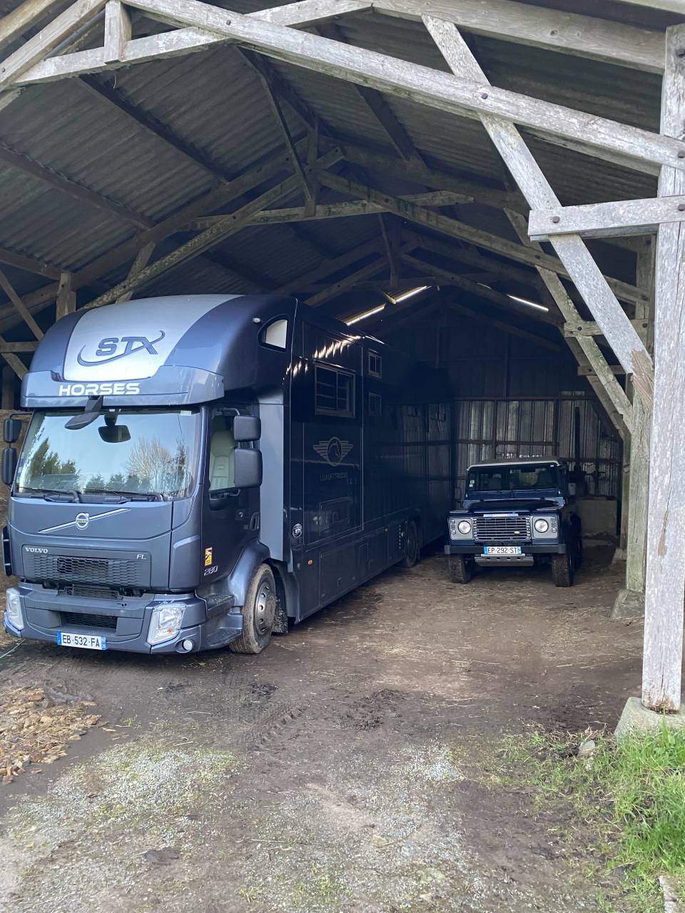 Volvo Fl STX 5 chevaux avec pop out