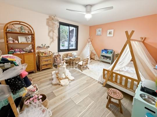 Maison contemporaine 6 pi&egrave;ces CONTAMINE SUR ARVE (74)