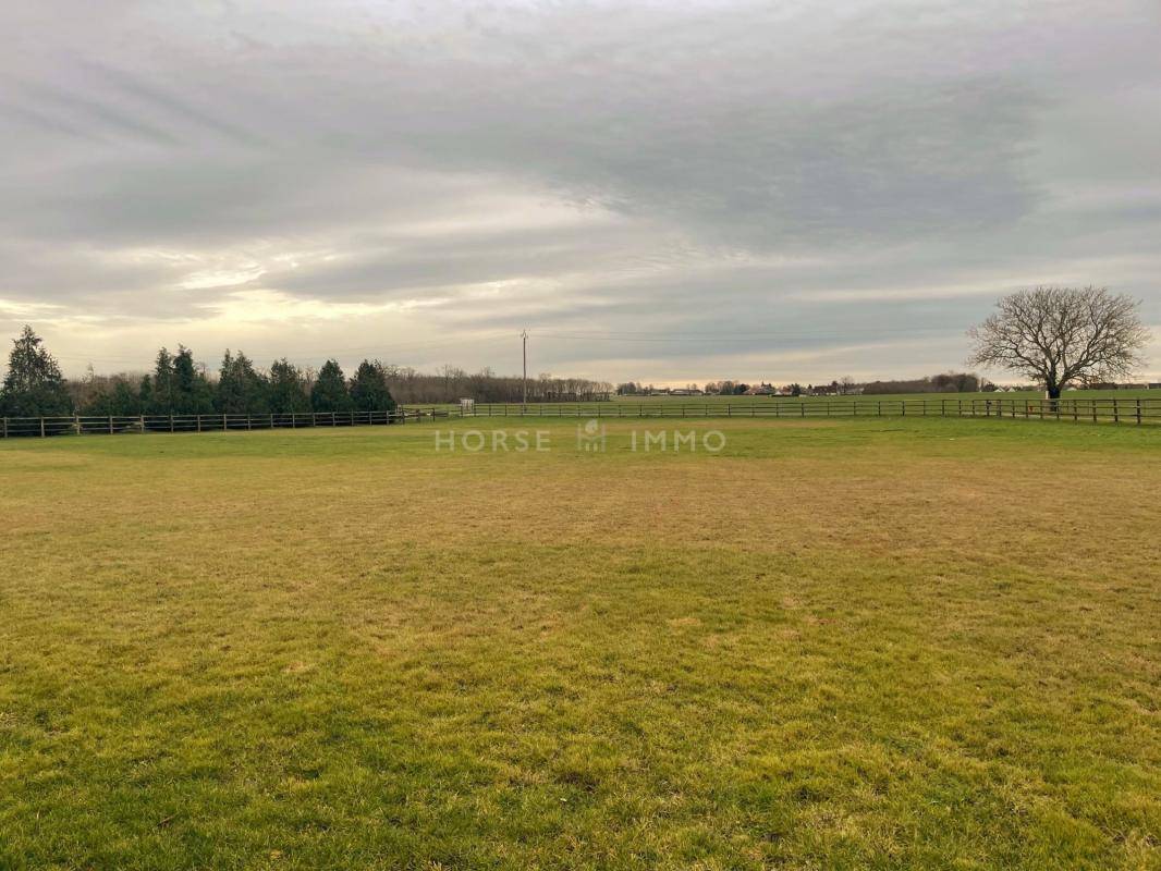 Propri&eacute;t&eacute; Equestre proche d'Evreux