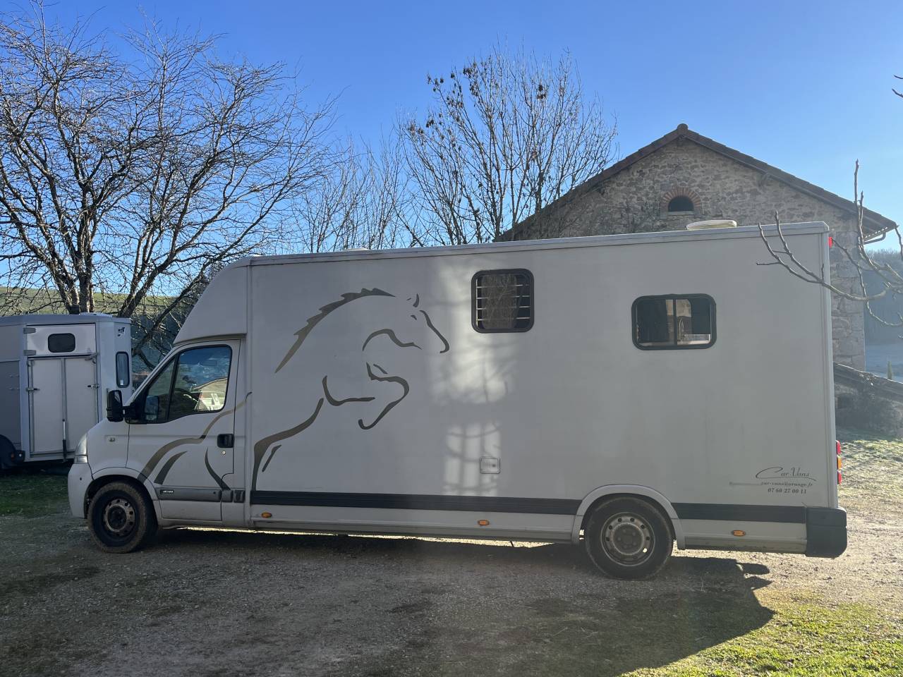 VL 2 chevaux avec home-car 3 personnes 