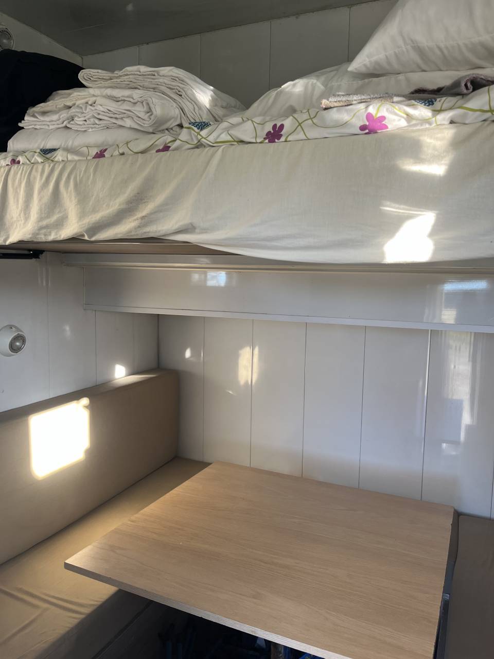 VL 2 chevaux avec home-car 3 personnes 