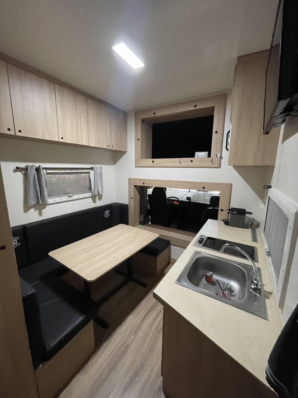 Camion chevaux - Renault   midlum   270  2005 / 420000kms 