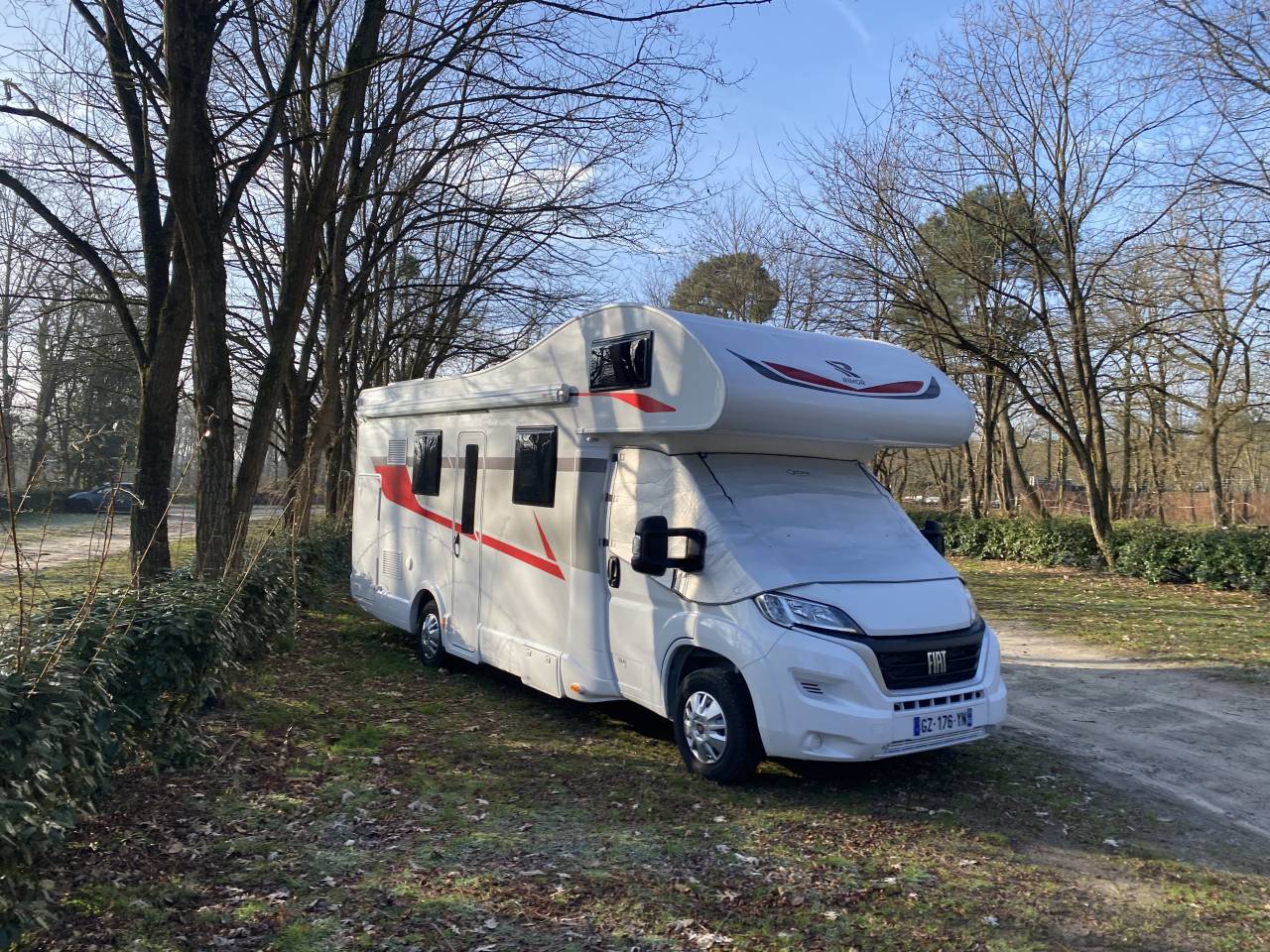 Echange Camping car 2024, 13500km, sous garantie