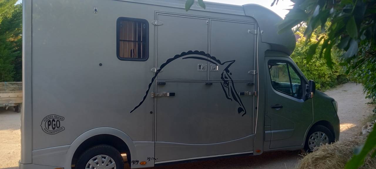 Camion VL ATM stalles 