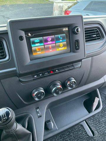 VL Chevaux Renaud Master - Transbox