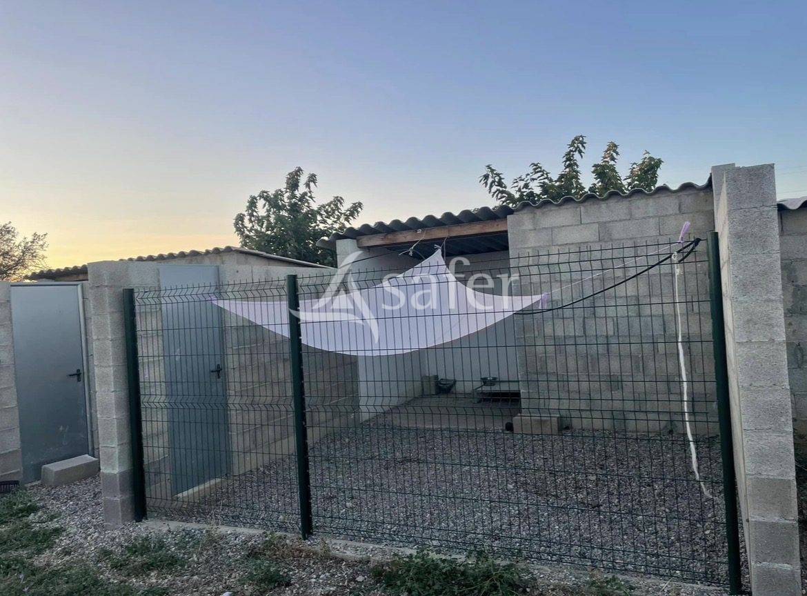 Opportunit&eacute; d'installation et lieu de vie pr&egrave;s de P&eacute;z&eacute;nas et