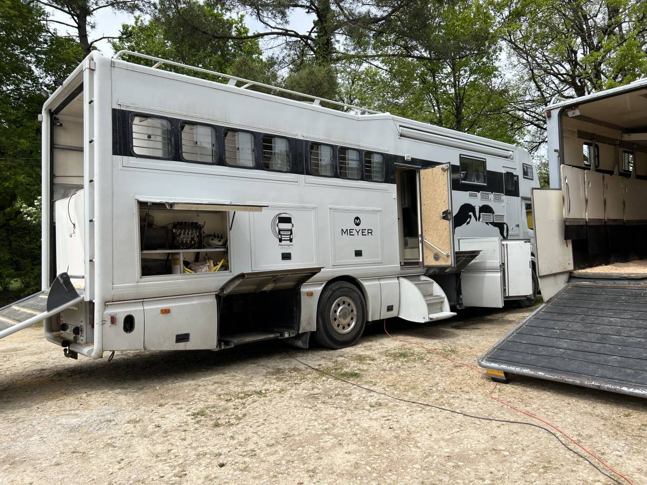 Poids-lourds sept places Scania