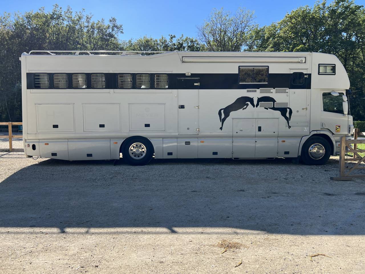 Poids-lourds sept places Scania