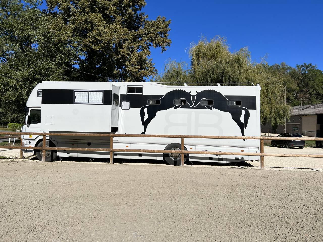 Poids-lourds sept places Scania