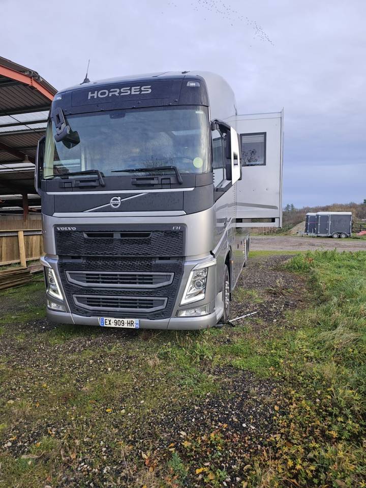 VOLVO FH540 STX DOUBLE POP OUT ET POP UP