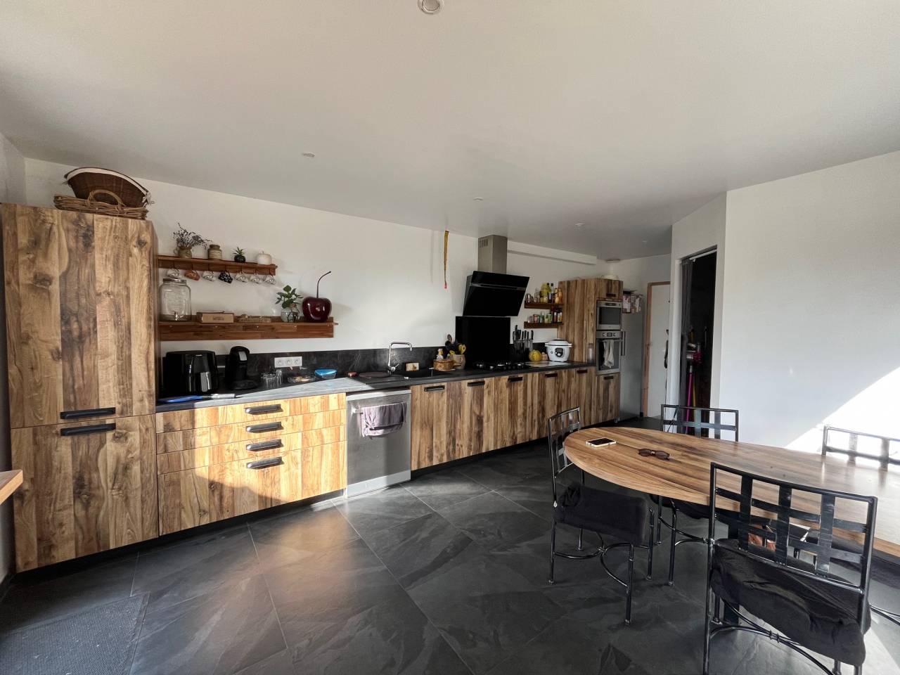 haras avec box, paddocks,piste et  maison neuve 