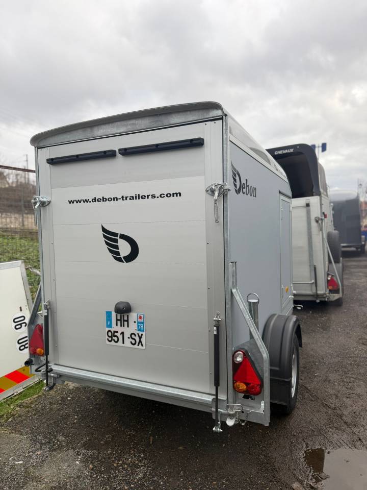 FOURGON &ndash; C255 DEBON &ndash; FREINEE &ndash; OCCASION