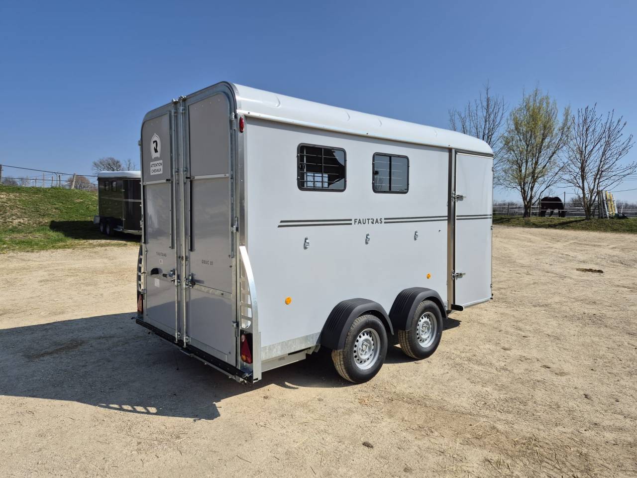 --NOUVEAU-- Oblic X3 Gris perle Neuf pour la Suisse