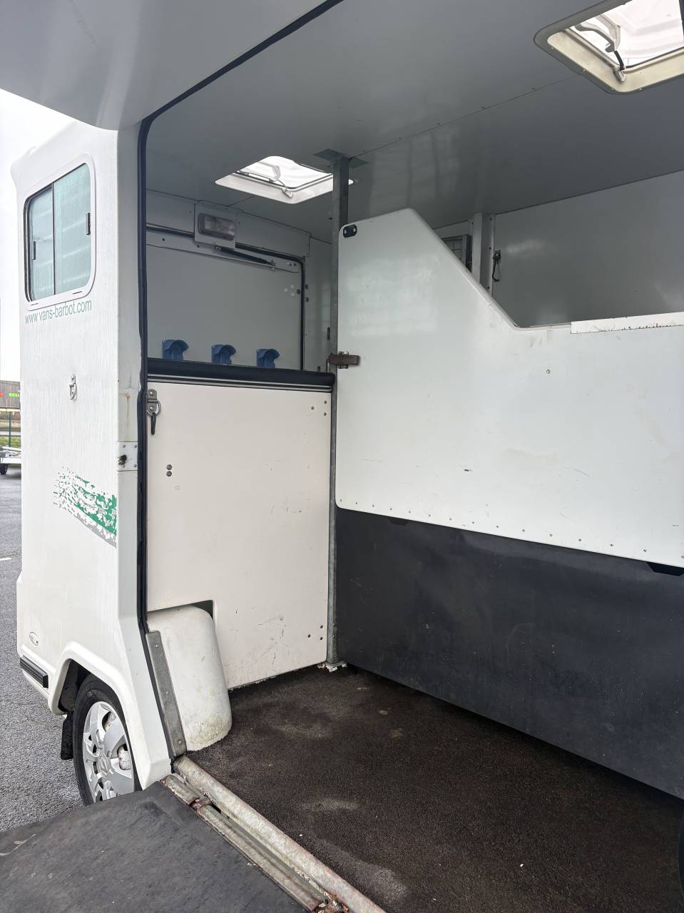 camion 2 chevaux BARBOT