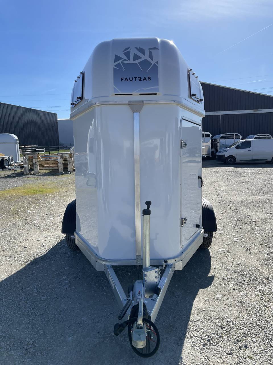 VAN FAUTRAS 2 places IMARA NEDJMA