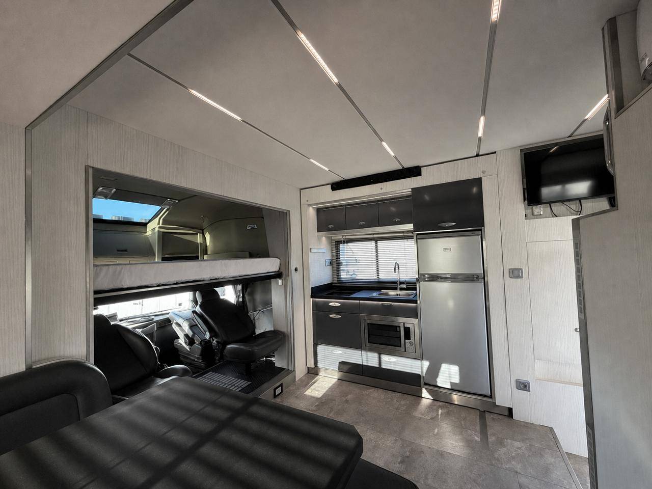 PAILLARD 7 CHEVAUX HOME CAR AVEC DOUBLE POP OUT