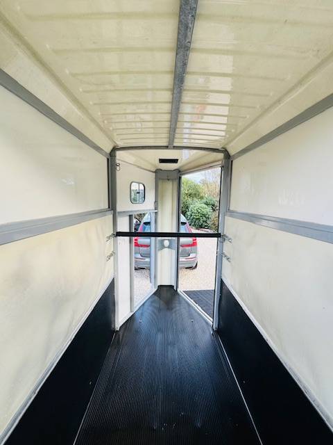 VAN IFOR WILLIAMS HB 403