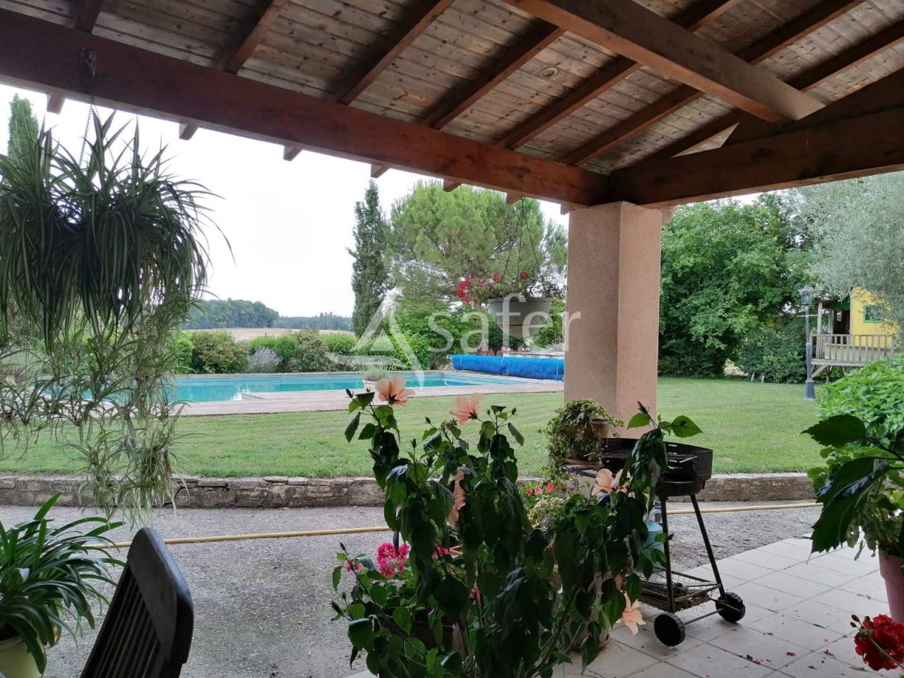 Propri&eacute;t&eacute; &eacute;questre sur 18 hectares