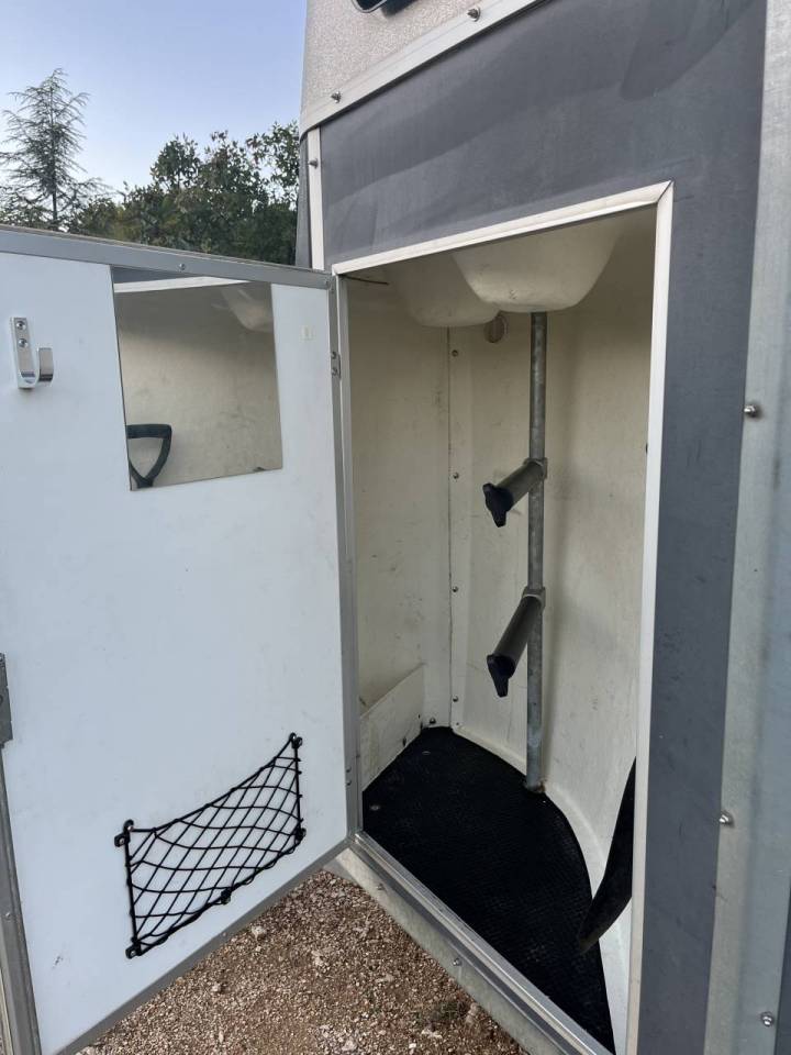 VAN 2 PLACES &ndash; MARQUE BOCKMAN