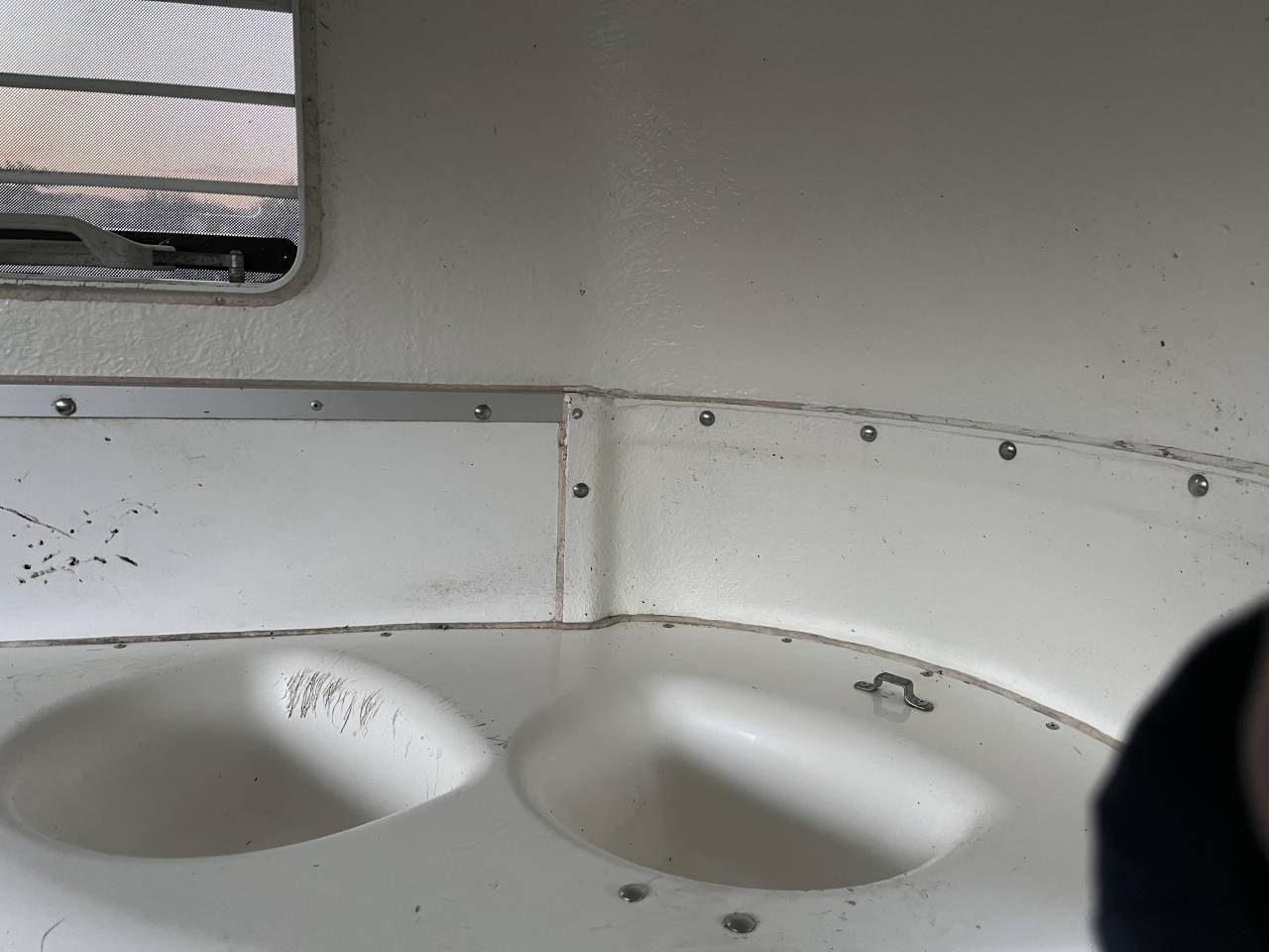 VAN 2 PLACES &ndash; MARQUE BOCKMAN