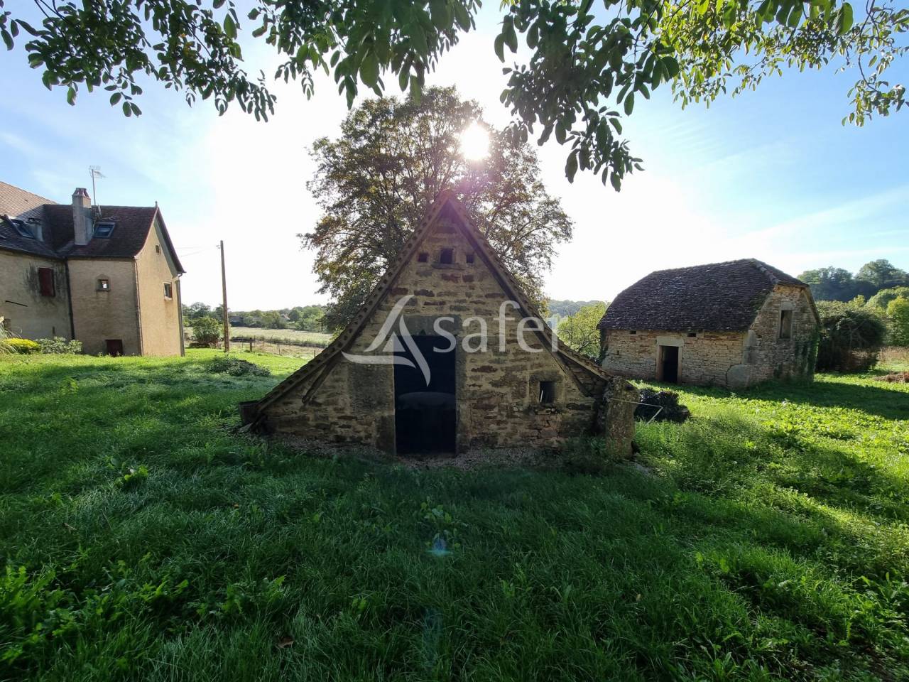 Propri&eacute;t&eacute; &eacute;questre / &eacute;levage sur 32 ha au coeur du Parc Natu